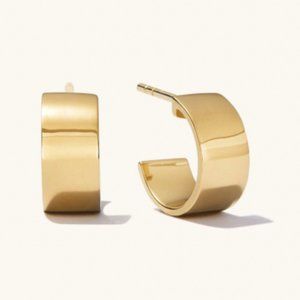 Daily Huggie Hoop Earrings